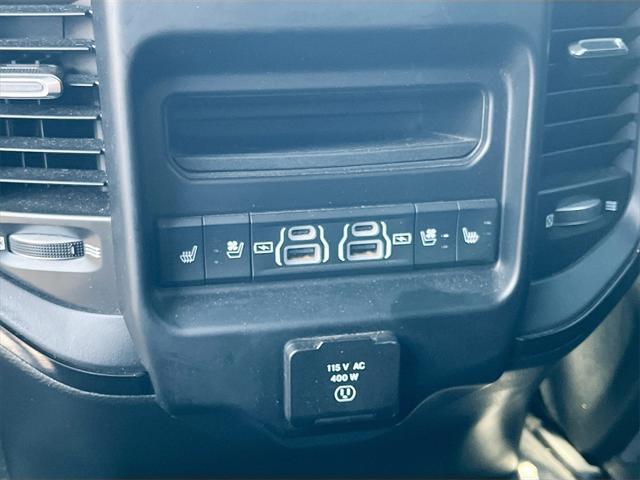 Photo of 2022 Billet Silver Metallic Clearcoat RAM 1500