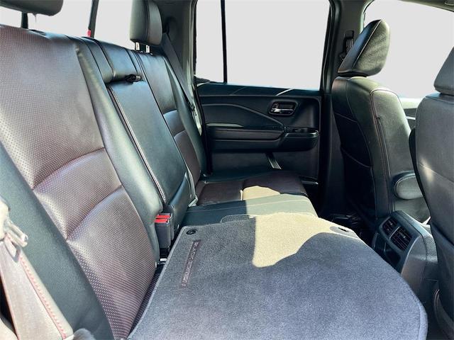 Photo of 2020 Crystal Black Pearl Honda Ridgeline