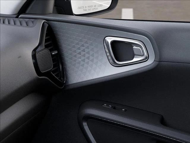 Photo of 2025 F1D White Kia Soul
