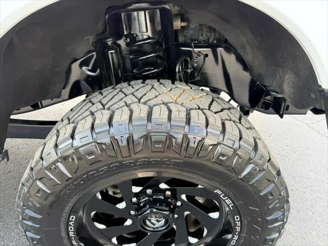 Photo of 2018 Oxford White Ford F-250