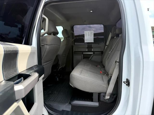 Photo of 2018 Oxford White Ford F-250