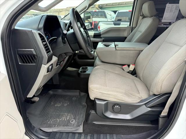 Photo of 2018 Oxford White Ford F-250