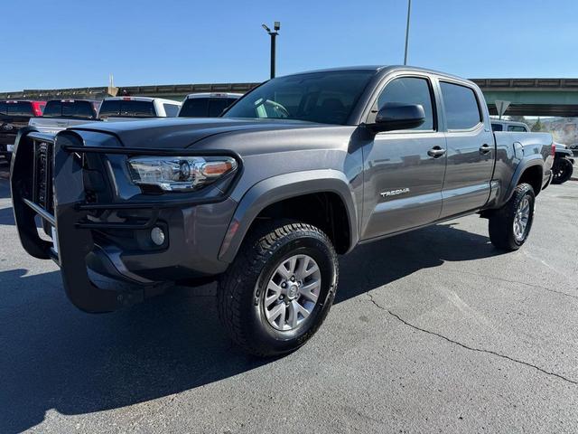 Photo of 2017 Magnetic Gray Metallic Toyota Tacoma