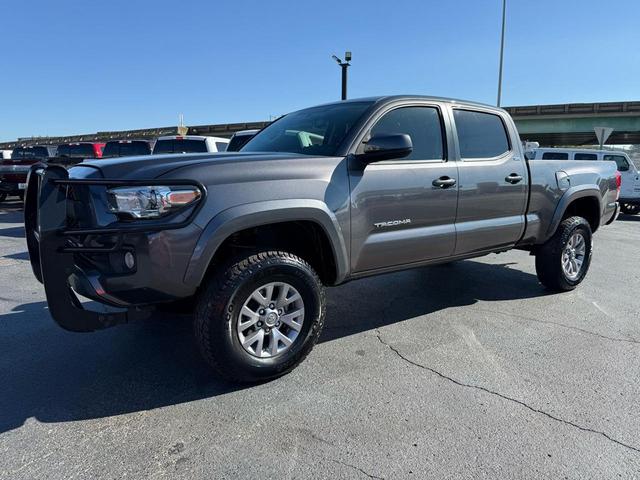Photo of 2017 Magnetic Gray Metallic Toyota Tacoma