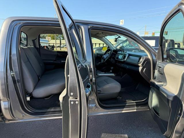 Photo of 2017 Magnetic Gray Metallic Toyota Tacoma