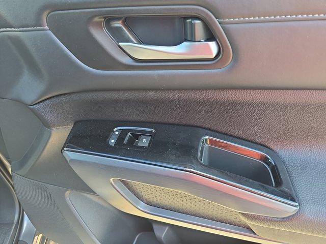 Photo of 2025 Gun Metallic Nissan Pathfinder