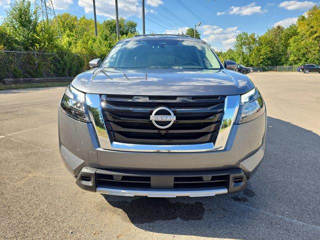 Photo of 2025 Gun Metallic Nissan Pathfinder