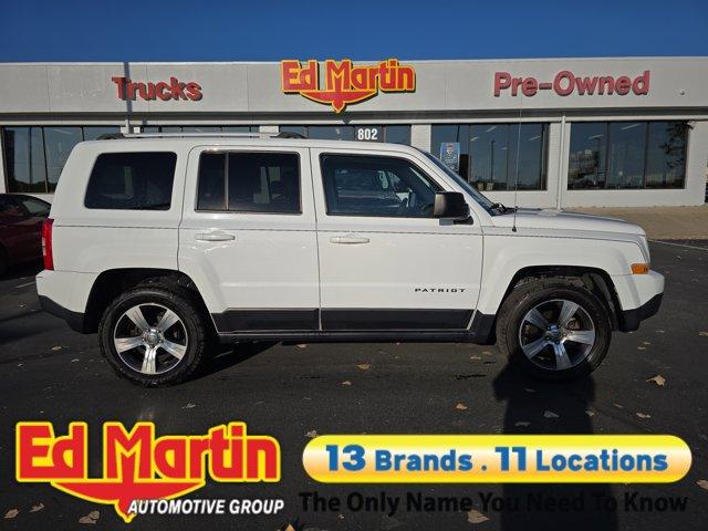 Photo of 2016 Bright White Clearcoat Jeep Patriot