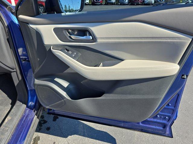 Photo of 2022 Caspian Blue Metallic Nissan Rogue