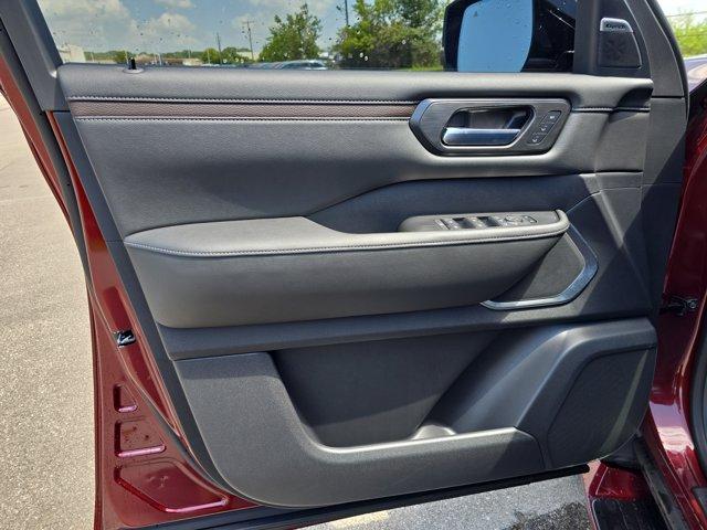 Photo of 2025 Coulis Red Pearl Nissan Armada