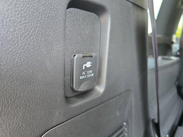 Photo of 2025 Coulis Red Pearl Nissan Armada