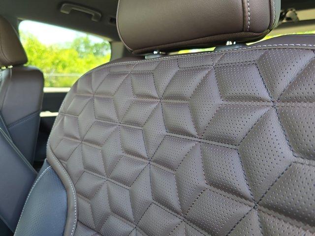 Photo of 2025 Coulis Red Pearl Nissan Armada