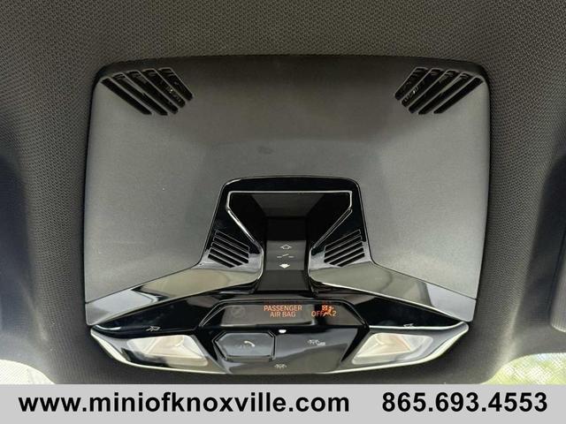 Photo of 2023 White BMW X1