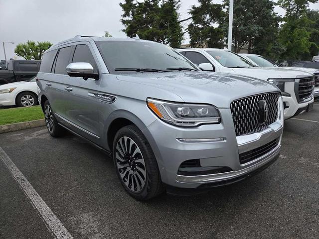 2023 Lincoln Navigator