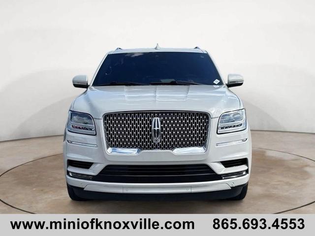 Photo of 2020 Ceramic Pearl Lincoln Navigator