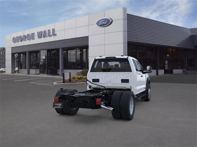 Photo of 2025 Oxford White Ford F-450