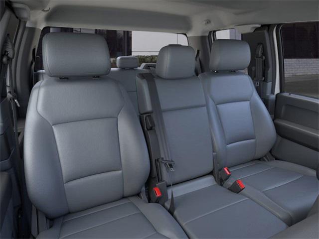 Photo of 2025 Oxford White Ford F-450