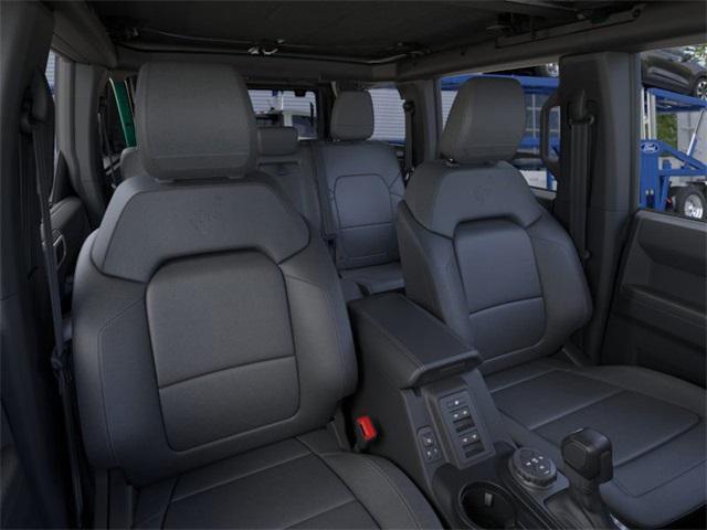 Photo of 2025 Green Ford Bronco