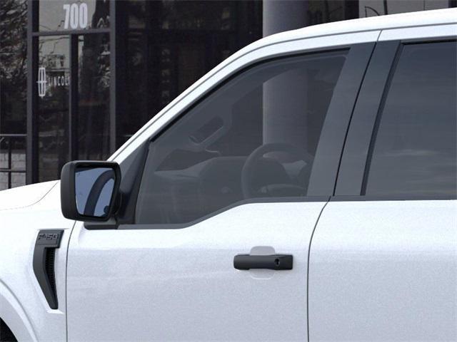 Photo of 2025 White Metallic Ford F-150