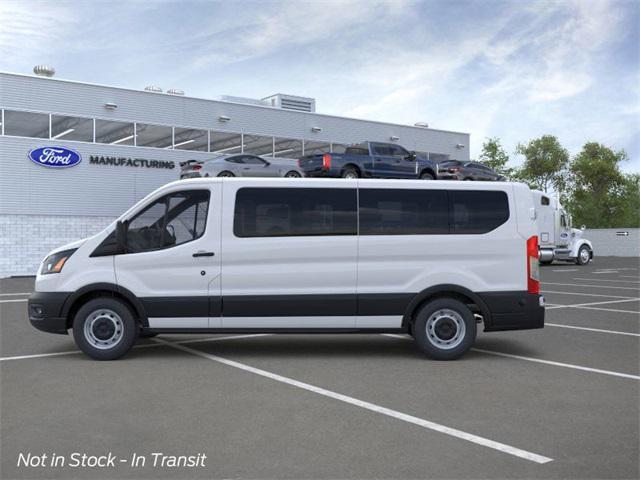 Photo of 2025 Oxford White Ford Transit-350
