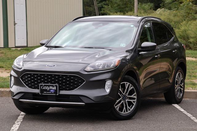 Photo of 2020 Magnetic Ford Escape