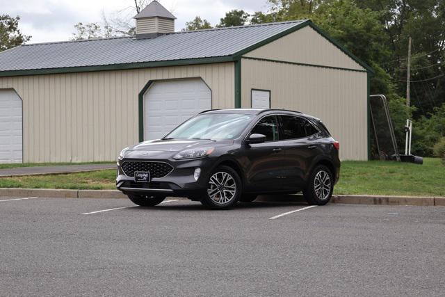 Photo of 2020 Magnetic Ford Escape