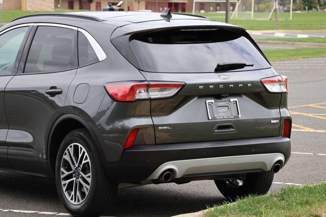 Photo of 2020 Magnetic Ford Escape