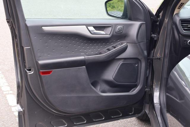 Photo of 2020 Magnetic Ford Escape