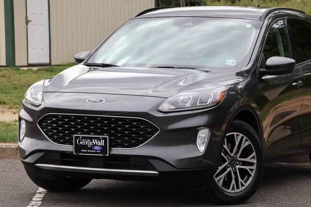 Photo of 2020 Magnetic Ford Escape