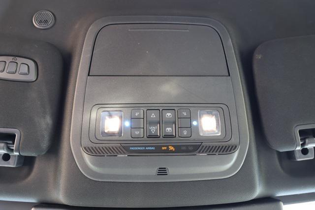 Photo of 2021 Silver Metallic Ford Explorer