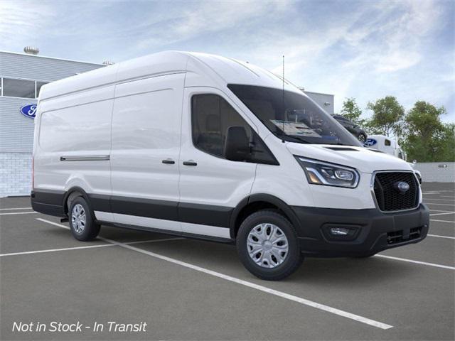 Photo of 2025 Oxford White Ford Transit-350