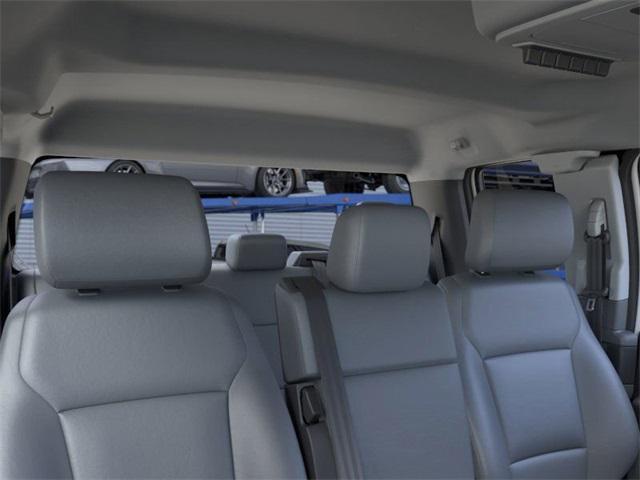 Photo of 2025 Oxford White Ford F-350