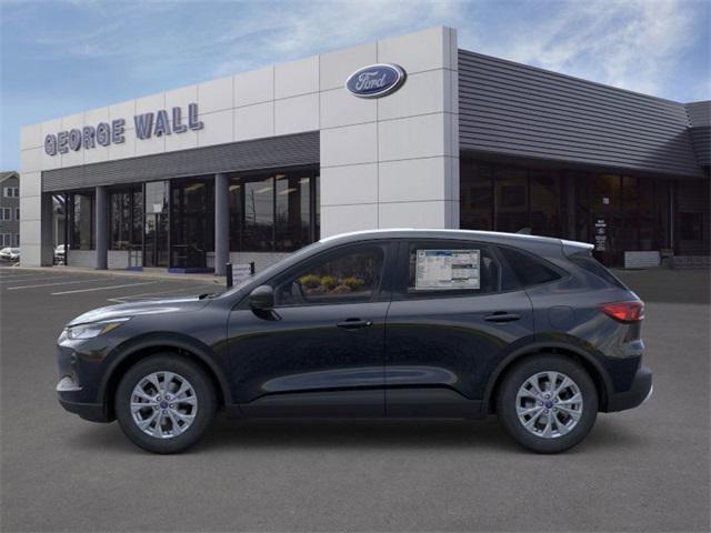 Photo of 2025 Black Metallic Ford Escape
