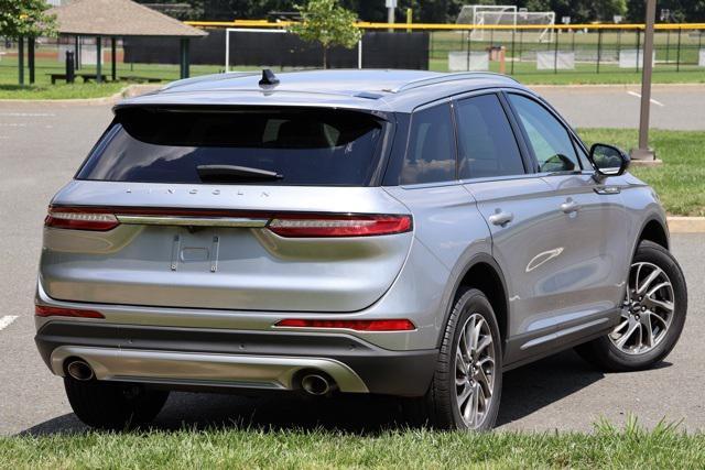 Photo of 2022 Radiance Metallic Lincoln Corsair