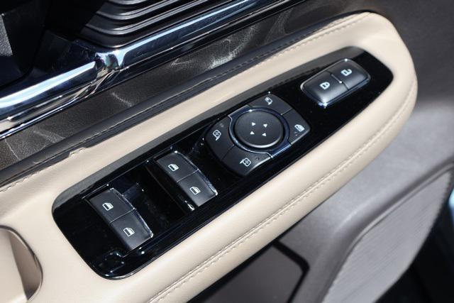 Photo of 2022 Radiance Metallic Lincoln Corsair