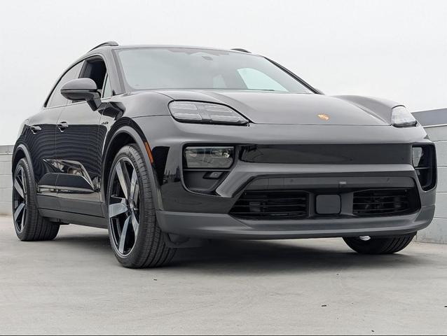 Photo of 2025 Black Porsche Macan