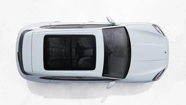 Photo of 2026 White Porsche Cayenne