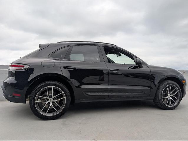 Photo of 2025 Black Porsche Macan