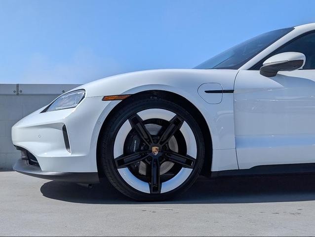 Photo of 2026 White Porsche Taycan