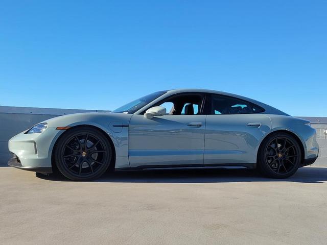 Photo of 2025 Green Porsche Taycan