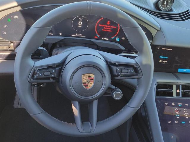 Photo of 2025 Green Porsche Taycan