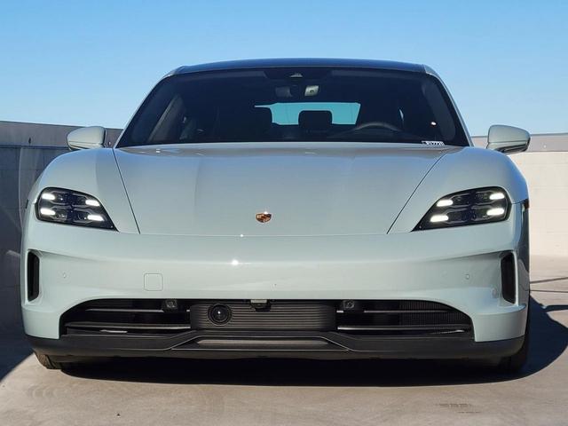 Photo of 2025 Green Porsche Taycan