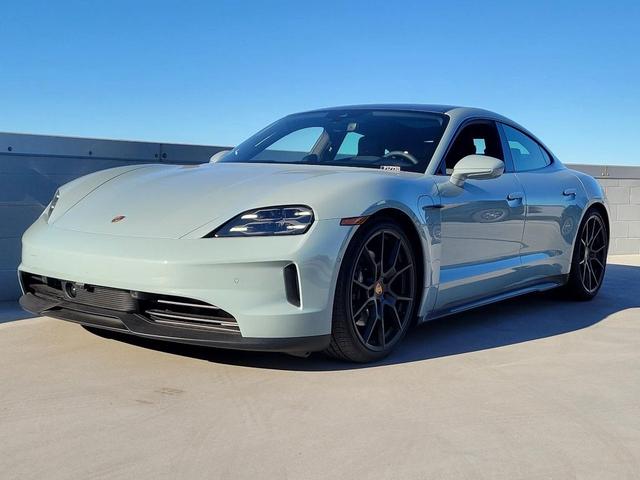 Photo of 2025 Green Porsche Taycan