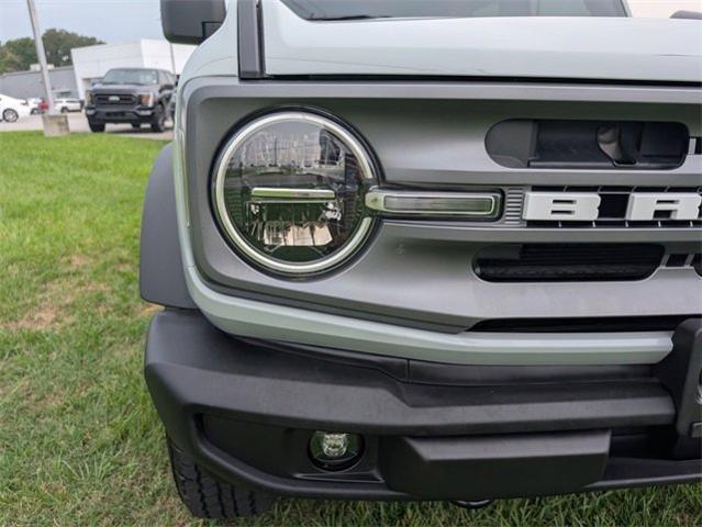Photo of 2023 Cactus Green / Gray Ford Bronco