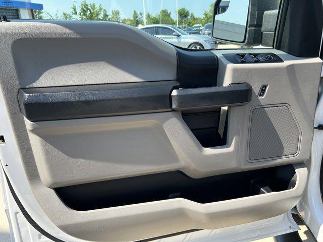 Photo of 2015 Oxford White Ford F-150