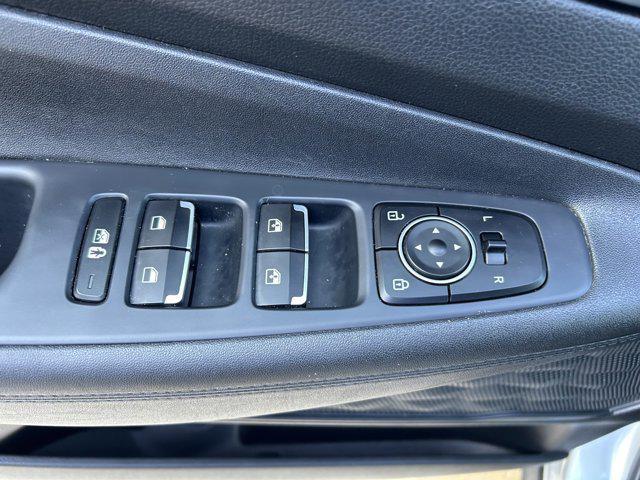 Photo of 2023 Shimmering Silver Hyundai SANTA FE