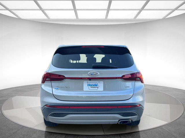 Photo of 2023 Shimmering Silver Hyundai SANTA FE