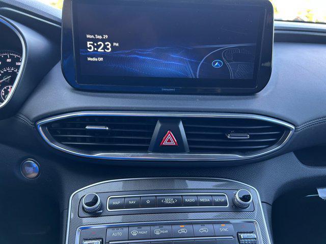 Photo of 2023 Shimmering Silver Hyundai SANTA FE
