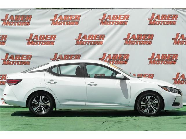 Photo of 2021 White Nissan Sentra