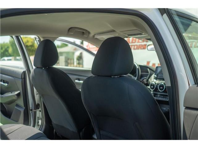 Photo of 2021 White Nissan Sentra